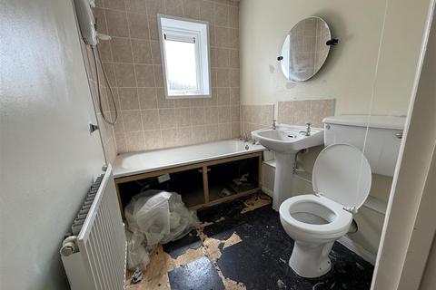 2 bedroom flat for sale, Westwood Road, Corsham