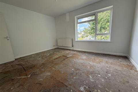 2 bedroom flat for sale, Westwood Road, Corsham