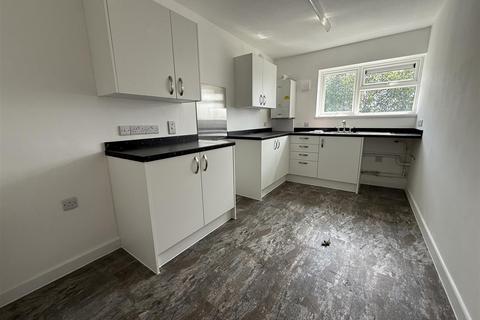 2 bedroom flat for sale, Westwood Road, Corsham