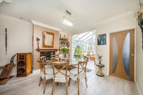 4 bedroom semi-detached house for sale, Twickenham Road, Old Isleworth TW7