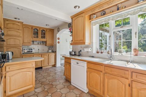 4 bedroom detached house for sale, Clifton Road, Amersham, Buckinghamshire, HP6