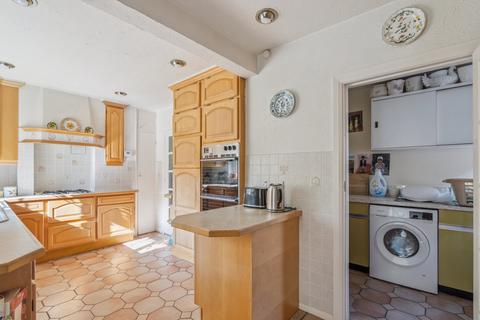 4 bedroom detached house for sale, Clifton Road, Amersham, Buckinghamshire, HP6