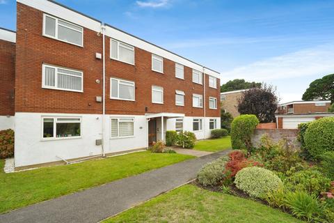 3 bedroom flat for sale, Mudeford Lane, Christchurch BH23