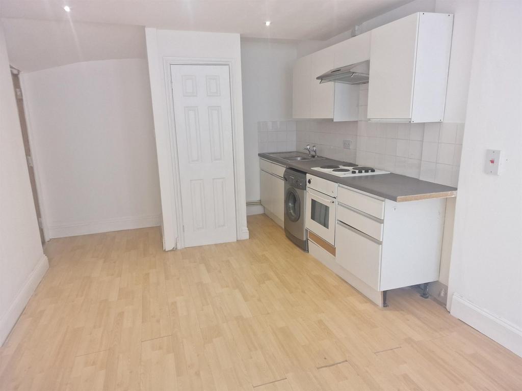 Kitchen/Lounge