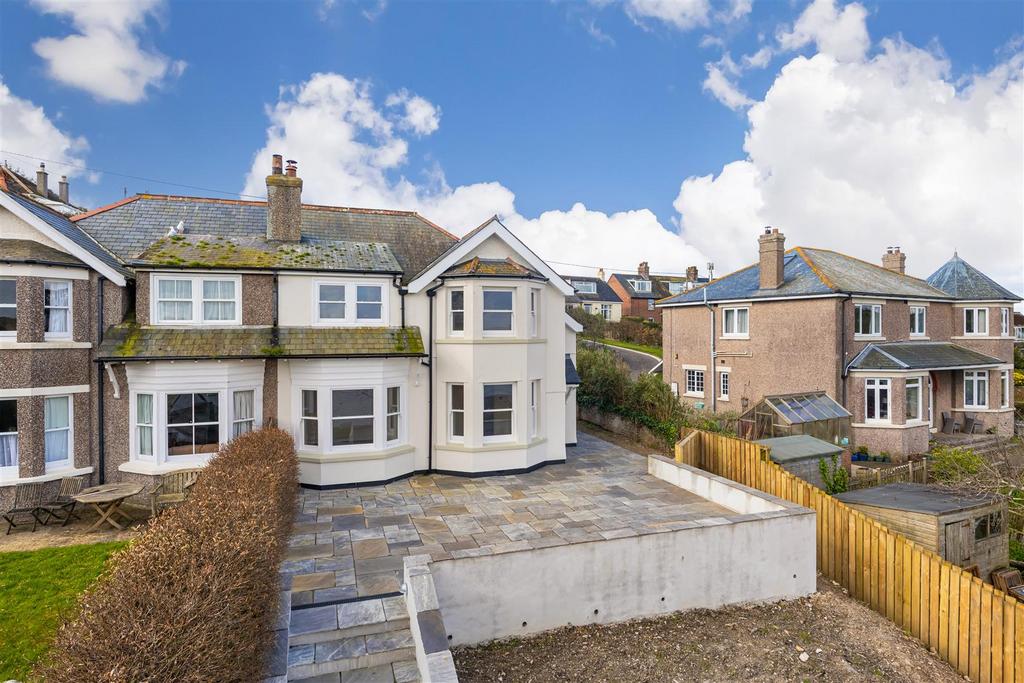 10 Hockens Lane Polruan Fowey-02.jpg