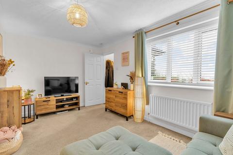 1 bedroom flat for sale, The Poplars, Hassocks, BN6 8PZ