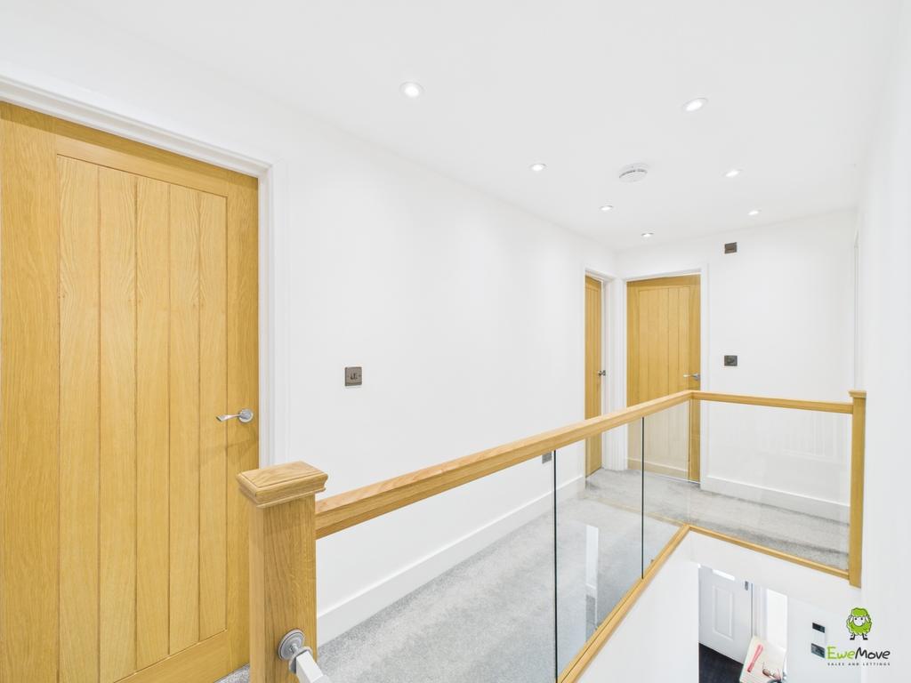 Presented by Nicoleta at Ewe Move Bexleyheath and