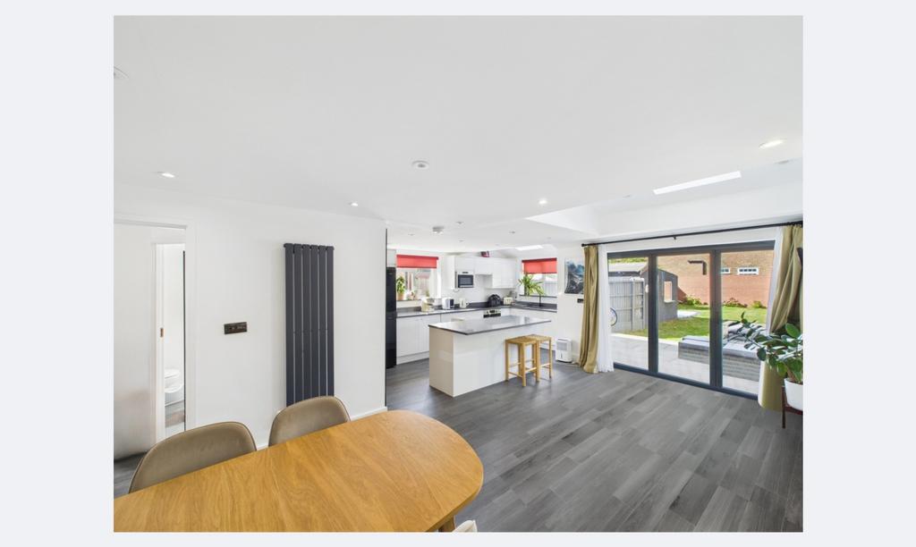 Presented by Nicoleta at Ewe Move Bexleyheath and