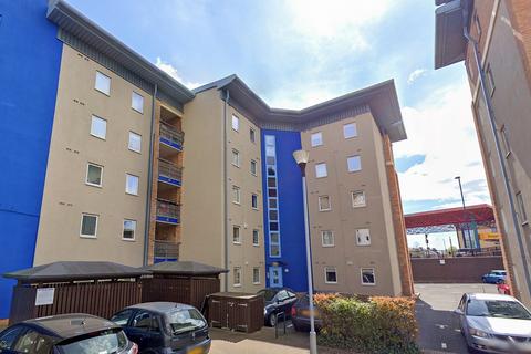 2 bedroom flat for sale, Knightsbridge Court, Gosforth NE3