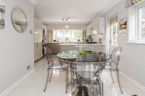 5 bedroom detached house for sale, Alderbrook Road, Solihull