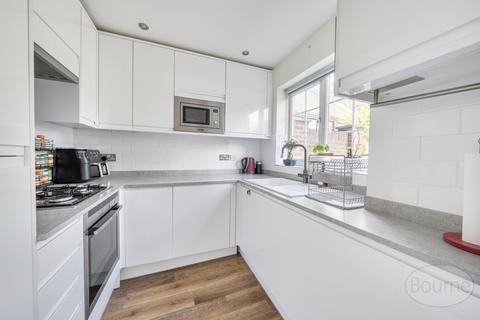 3 bedroom terraced house for sale, Mandeville Close, Guildford, Surrey, GU2