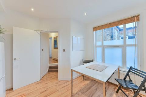 3 bedroom flat to rent, Brixton Hill, Brixton, London, SW2