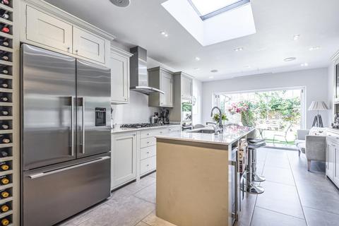 Flat 1, 16 Shipka Road, London, SW12 9QP