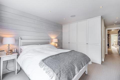 Flat 1, 16 Shipka Road, London, SW12 9QP