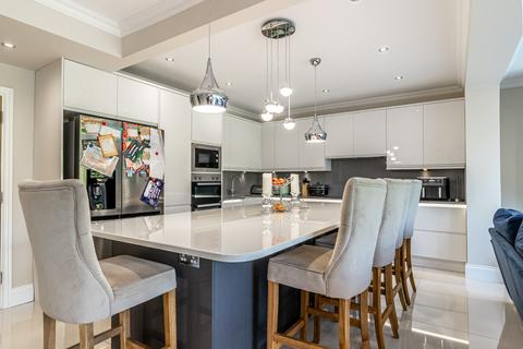 undefined, Napsbury Lane, Hertfordshire AL1