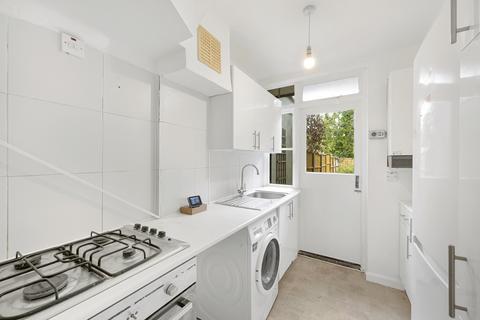 3 bedroom terraced house for sale, Elmdene, Surbiton KT5