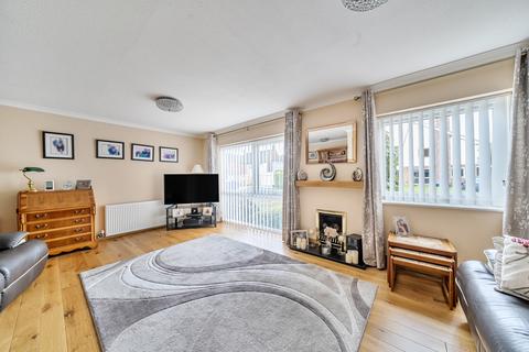 4 bedroom detached house for sale, St. Nicholas Drive, Shepperton, TW17