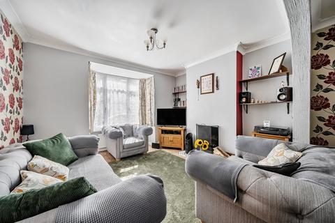 3 bedroom terraced house for sale, Tydeman Street, Gorse Hill, Swindon, SN2