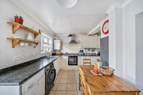 3 bedroom terraced house for sale, Tydeman Street, Gorse Hill, Swindon, SN2
