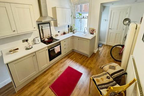 2 bedroom end of terrace house for sale, Albion Street, Chester, Cheshire, CH1