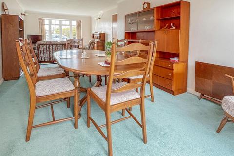 undefined, Walnut Avenue, Rustington BN16