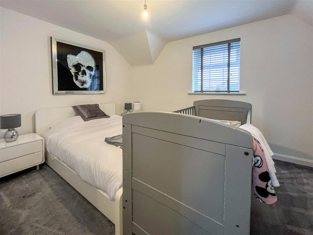Bedroom 2.jpg