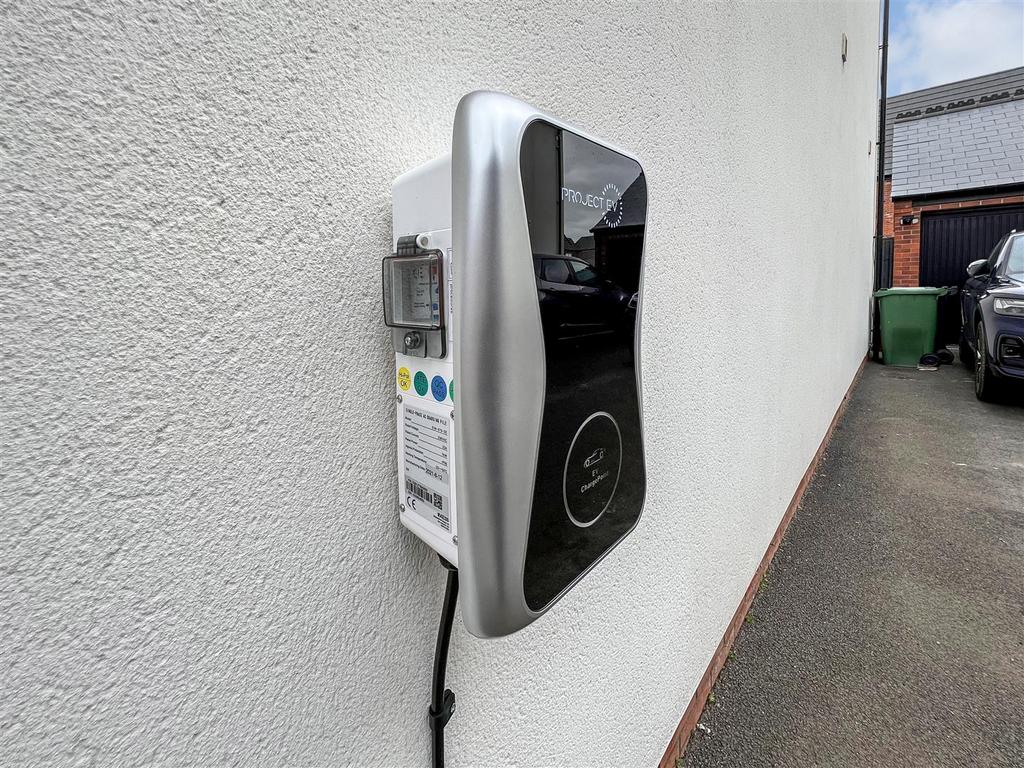 Charger.jpg
