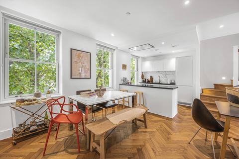undefined, Charlotte Street, London, W1T