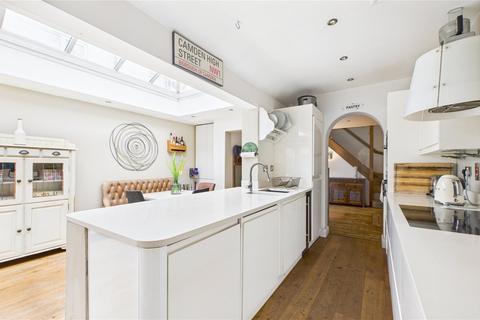 undefined, Guildford Road, Surrey GU18
