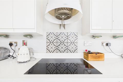 undefined, Guildford Road, Surrey GU18