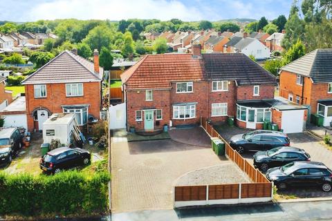 Braunstone Lane, Leicester, LE3