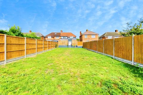 3 bedroom semi-detached house for sale, Braunstone Lane, Leicester, LE3