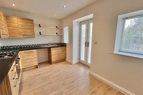 undefined, Charlestown Road, Glossop