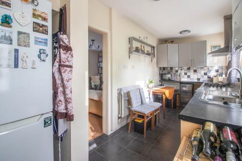 2 bedroom end of terrace house for sale, Manton Crescent, Beeston, Nottingham, Nottinghamshire, NG9