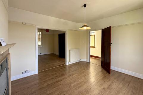 4 bedroom semi-detached house to rent, Lower Lamphey Road, Pembroke, Pembrokeshire, SA71