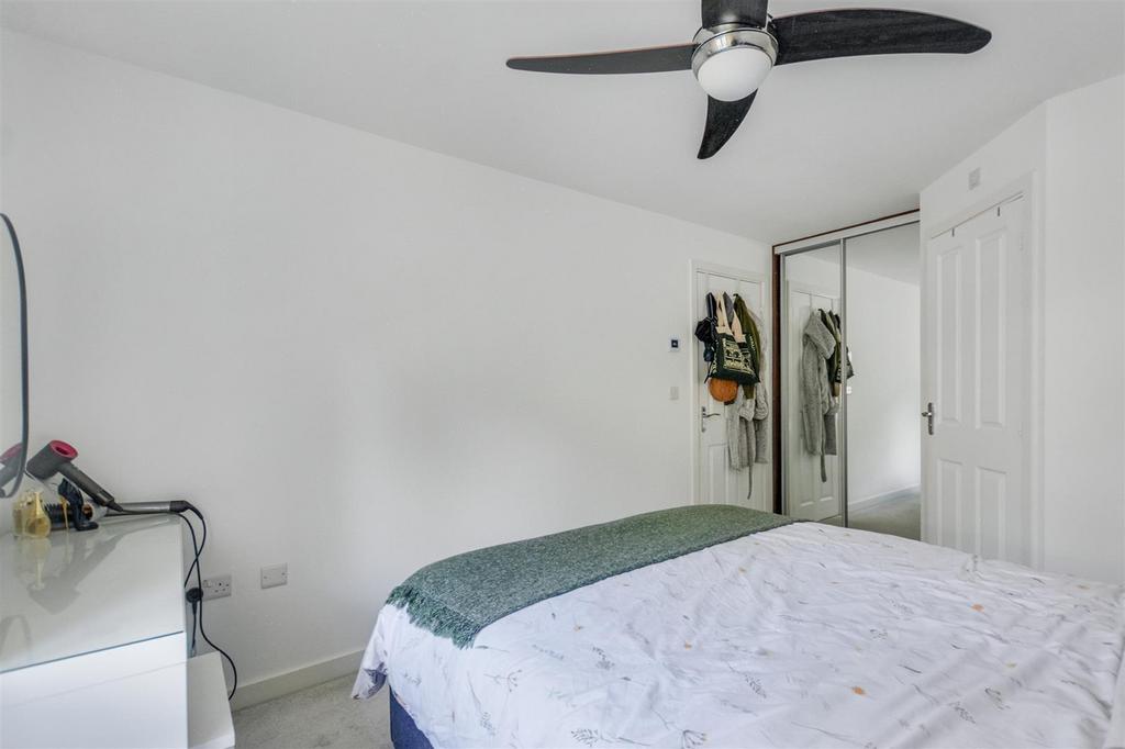 Bedroom 1 3.jpeg