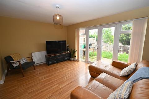 17 Green Drive, Birmingham, B32 3HU