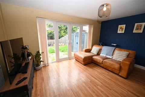 17 Green Drive, Birmingham, B32 3HU