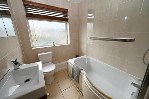 17 Green Drive, Birmingham, B32 3HU