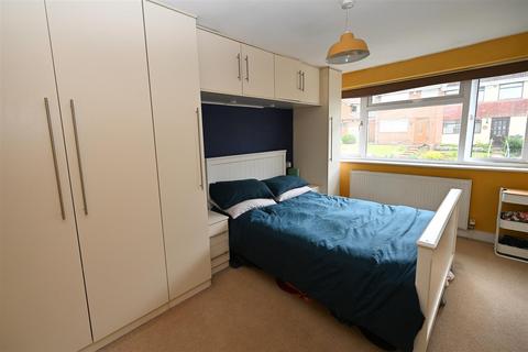 17 Green Drive, Birmingham, B32 3HU