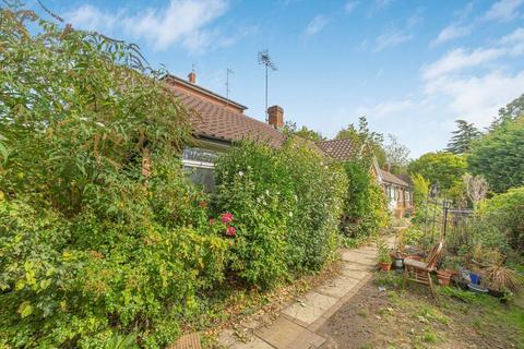 Belgrade Road, Hampton TW12