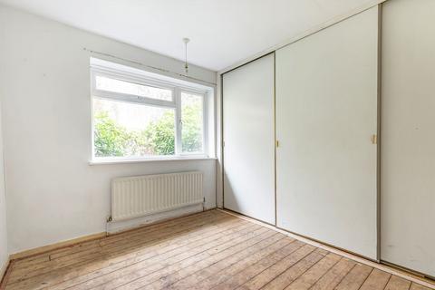 undefined, Belgrade Road, Hampton TW12