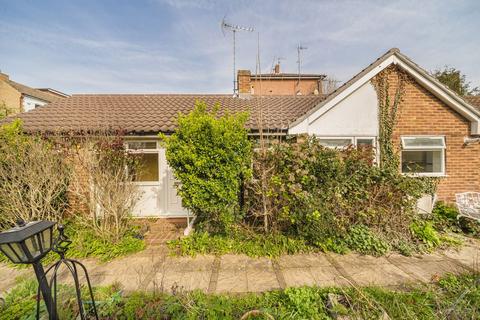 2 bedroom bungalow for sale, Belgrade Road, Hampton TW12
