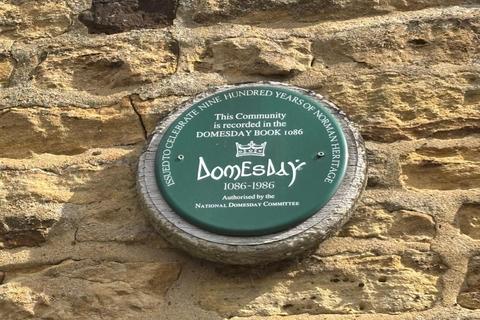 4 bedroom cottage for sale, Orchard Hill, Little Billing, Northampton NN3