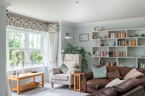 2 bedroom apartment for sale, Beech Road, Allingtons, RH2