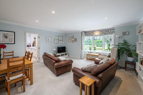 2 bedroom apartment for sale, Beech Road, Allingtons, RH2