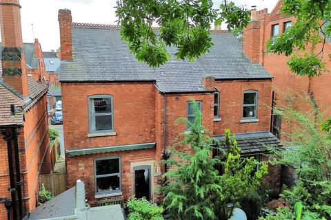 8 Berridge Road, Nottingham, NG7 6LZ