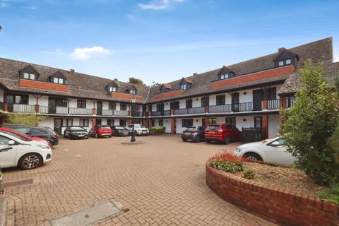 1 bedroom flat for sale, Pryors Court, Baldock
