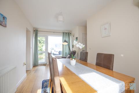 undefined, Central Crescent, Hethersett