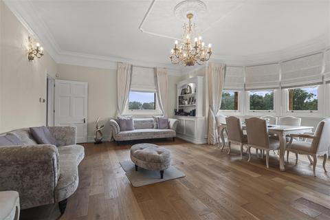 undefined, Merry Hill Road, Bushey WD23